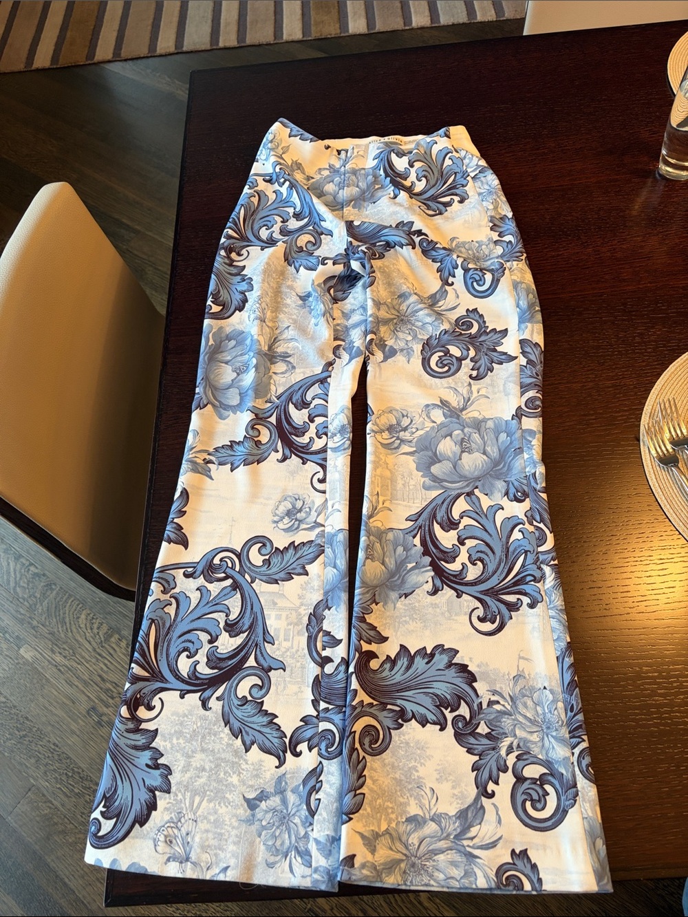 Alice + Olivia Cream Wide-Leg Pants with Blue Floral Scroll Print
